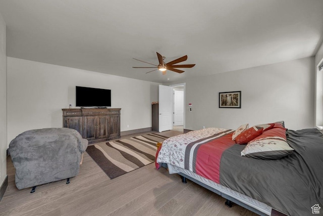 2119 Blair Cir, Santa Clara, UT 84765 - bedroom with wood finished floors and ceiling fan