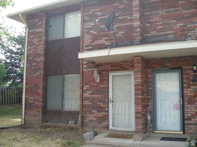 281 E 7th St S Unit 8, Ogden, UT 84404 - view of exterior entry with brick siding