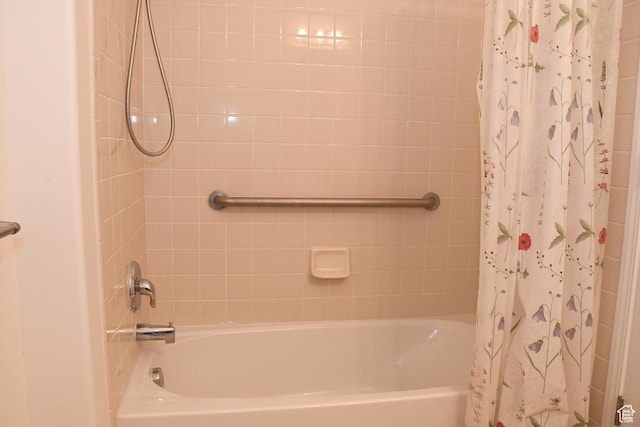 3072 W Leisure Villas Ct, West Jordan, UT 84084 - bathroom with shower / bath combination with curtain