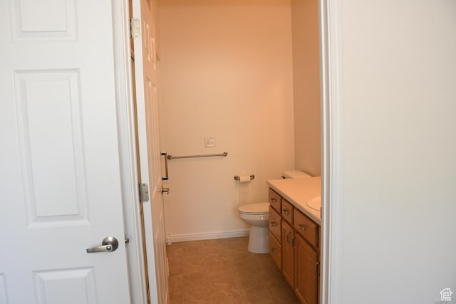 3072 W Leisure Villas Ct, West Jordan, UT 84084 - bathroom with vanity and toilet
