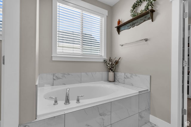 2873 S Puddle Ln, Saratoga Springs, UT 84045 - full bathroom featuring a bath