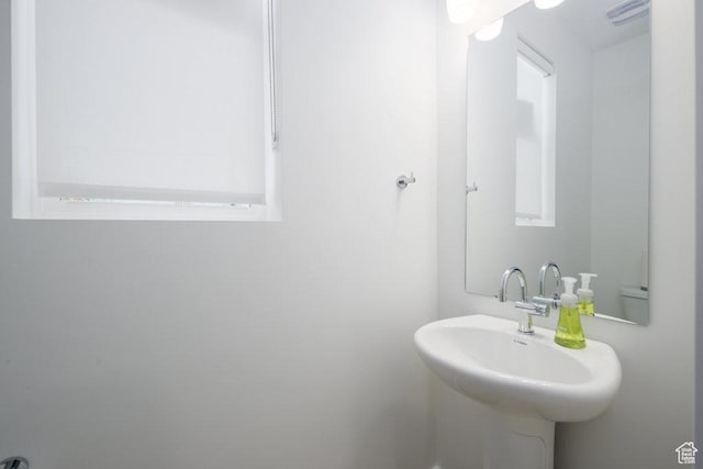 6556 S Jefferson St Unit 15, Murray, UT 84107 - bathroom with a sink
