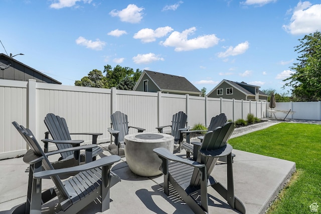 450 N 200 E, Lehi, UT 84043 - fenced backyard with an outdoor fire pit and a patio area