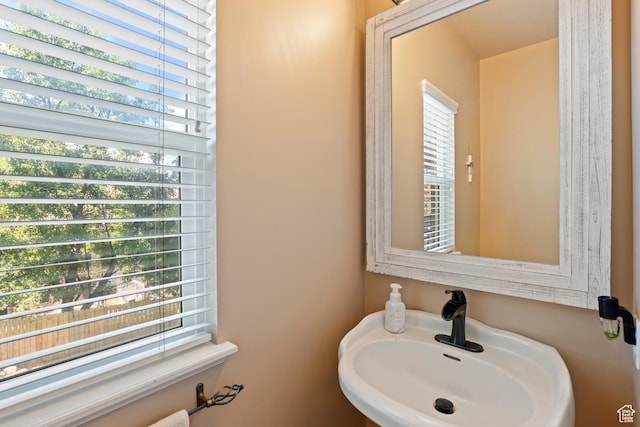 665 E 3550 N, North Ogden, UT 84414 - bathroom with a sink
