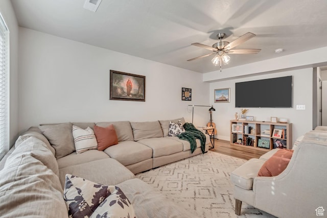 940 N Center St, Santaquin, UT 84655 - living area with wood finished floors and ceiling fan
