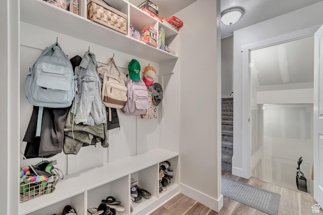 940 N Center St, Santaquin, UT 84655 - mudroom featuring wood finished floors and baseboards