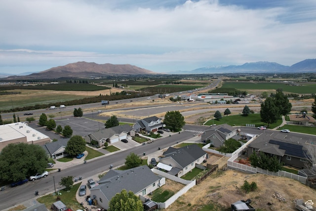 382 N Peach St, Santaquin, UT 84655 - aerial view of residential area featuring a mountain backdrop