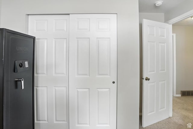 416 N 450 W, Clearfield, UT 84015 - detailed view of a smoke detector and carpet