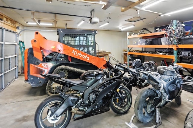 416 N 450 W, Clearfield, UT 84015 - garage with a garage door opener