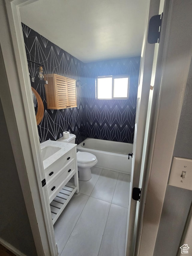650 N 300 W Unit 206, Salt Lake City, UT 84103 - full bath with vanity, a tub to relax in, tile walls, and tile patterned floors