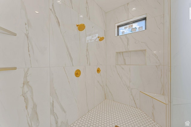 1762 S 920 W, Hurricane, UT 84737 - bathroom with tiled shower