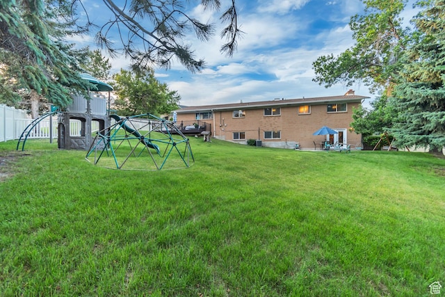 955 W Charlotte Dr, South Jordan, UT 84095 - view of yard