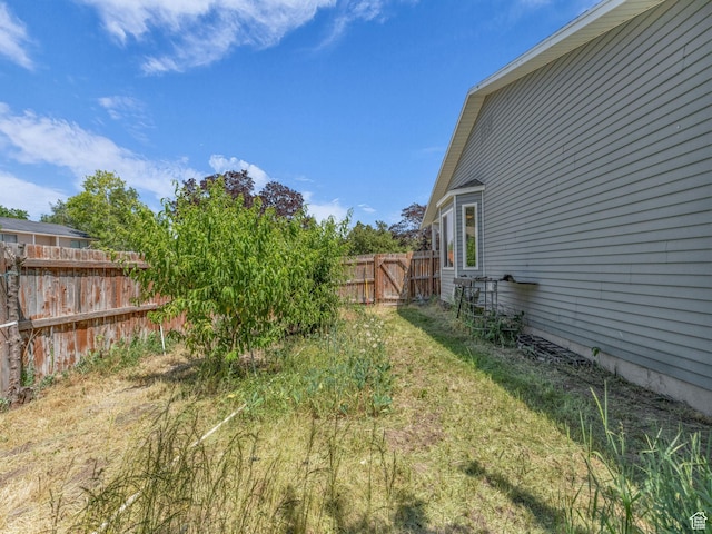 6126 S Middlewood Cir W, Salt Lake City, UT 84118 - view of yard