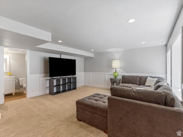 430 E 2010 S, Heber City, UT 84032 - living room with light carpet, recessed lighting, wainscoting, and a decorative wall