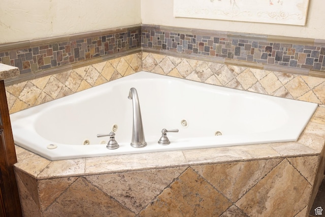1883 S Purple Sage Dr, Washington, UT 84780 - bathroom with a whirlpool tub