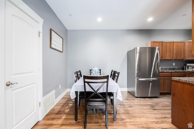 136 W Spring Hill Way, Saratoga Springs, UT 84045 - dining area with light wood-style flooring and recessed lighting