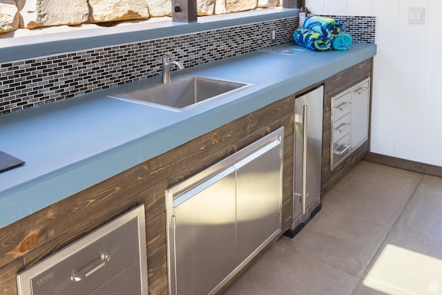 2723 S Varano Way, St George, UT 84770 - view of patio featuring a sink