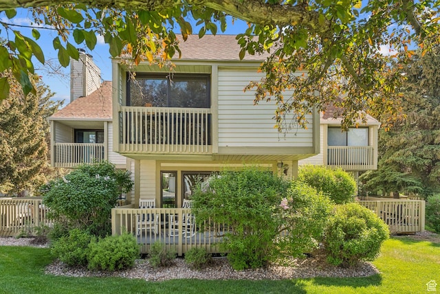 171 Dunlop Ct, Park City, UT 84060 - back of property with a chimney and roof with shingles