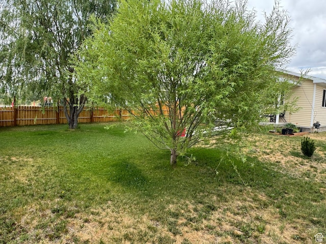 580 E Main St, Myton, UT 84052 - view of yard