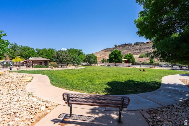 737 Carma Way, Washington, UT 84780 - view of property's community featuring a mountain view