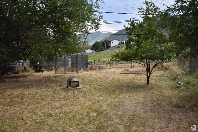179 S 6th St E, Tooele, UT 84074 - view of yard