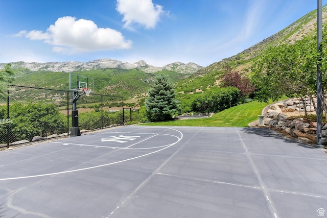 1643 E Box Elder Dr, Alpine, UT 84004 - view of basketball court featuring a mountain view, community basketball court, and a yard