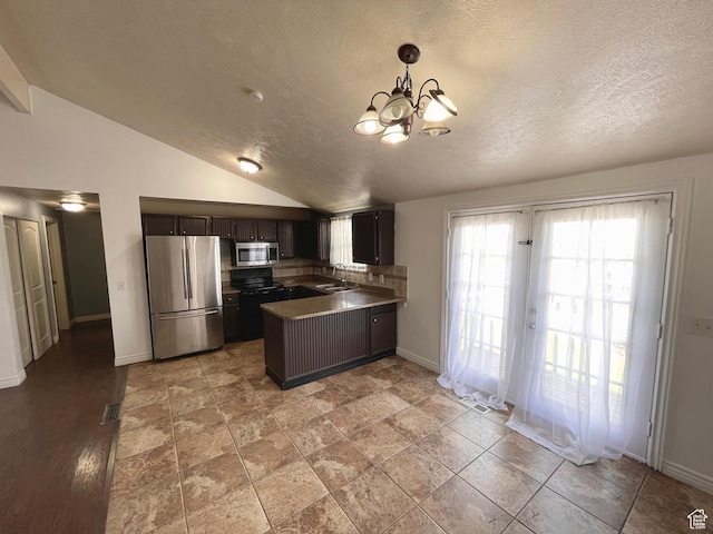 5586 W Highwood Dr, Salt Lake City, UT 84118 - photo 4