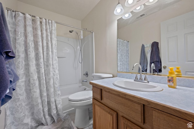 835 E 500 N, Spanish Fork, UT 84660 - bathroom with vanity and shower / bath combo