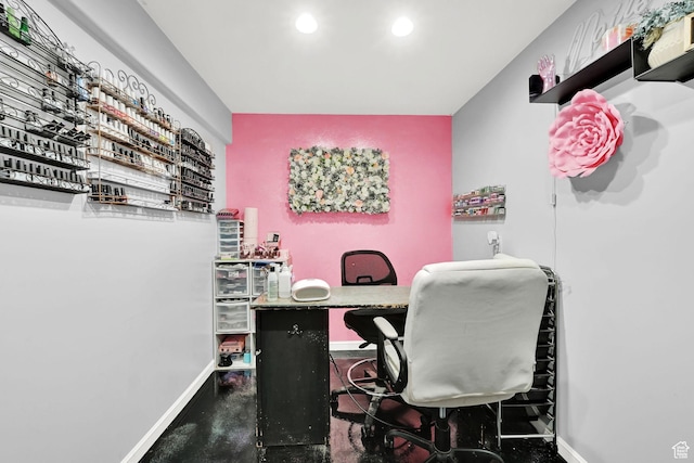 122 W 5300 S, Washington Terrace, UT 84405 - home office with baseboards and recessed lighting