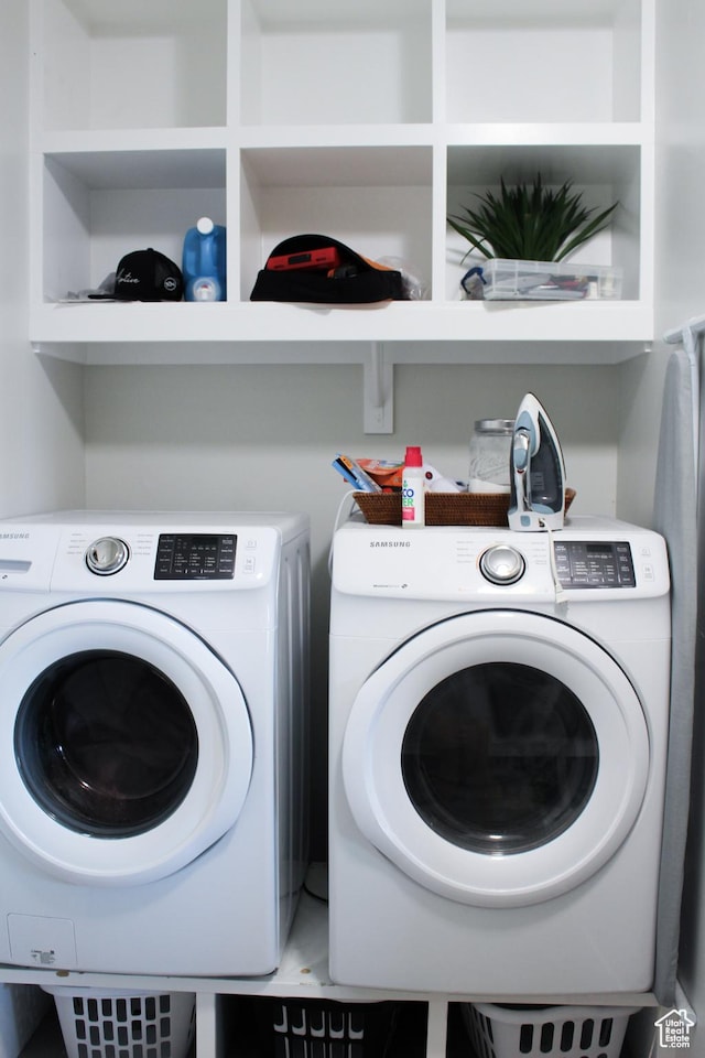 13693 S Blayde Dr, Herriman, UT 84096 - laundry area featuring washing machine and dryer