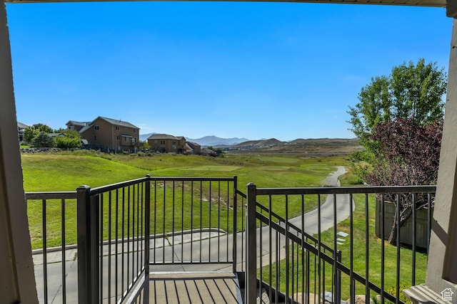 9209 N Prairie Dunes Way, Eagle Mountain, UT 84005 - balcony with a mountain view