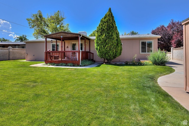 466 W Wingate Ave, Moab, UT 84532 - ranch-style home featuring a wooden deck