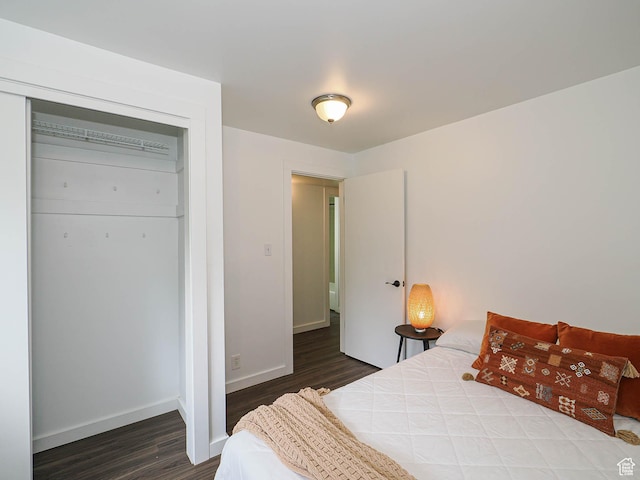 2512 E Redondo Ave S, Salt Lake City, UT 84108 - bedroom with wood finished floors