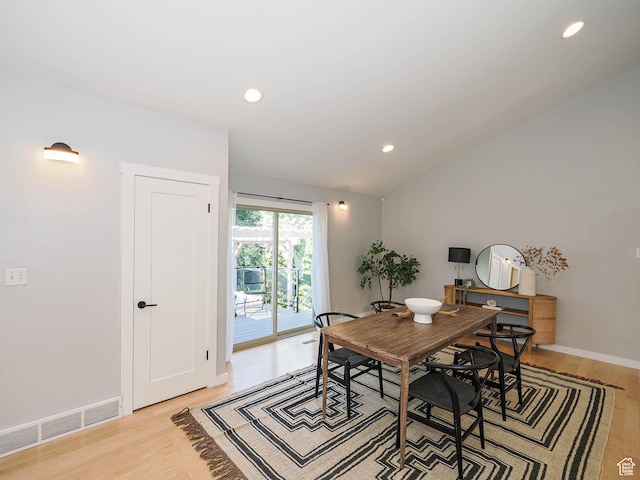 2512 E Redondo Ave S, Salt Lake City, UT 84108 - dining room featuring light wood-style flooring, recessed lighting, and lofted ceiling