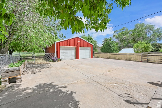 331 Chateau Thierry St, Soda Springs, ID 83276 - detached garage with a gate