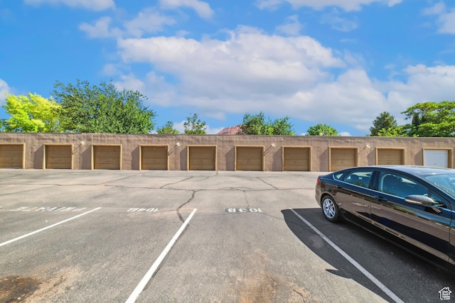 35 E 600 S Unit B202, Ivins, UT 84738 - garage featuring uncovered parking