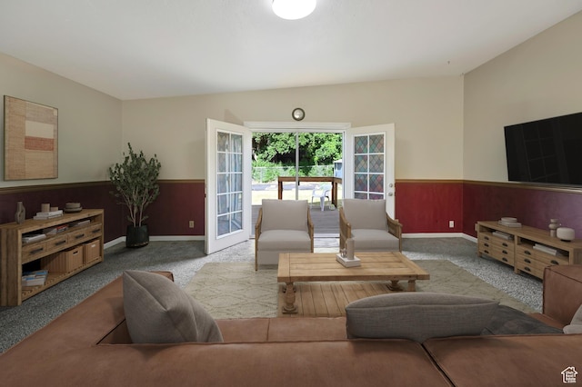 421 S 90 W, Richmond, UT 84333 - carpeted living room featuring a wainscoted wall and baseboards
