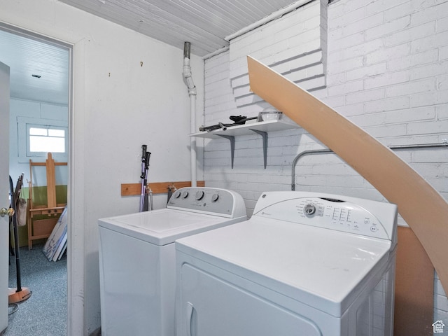 509 E 800 S, Salt Lake City, UT 84102 - laundry area with washer and dryer