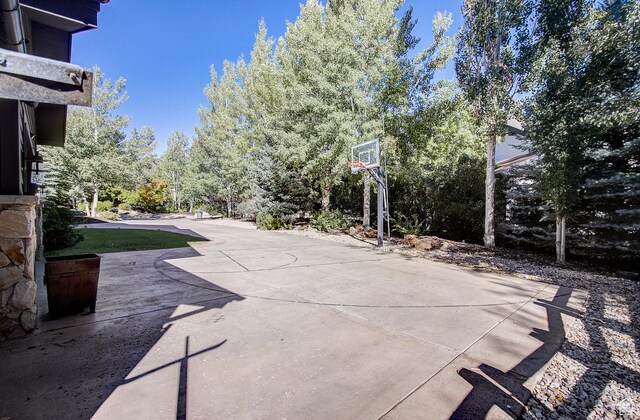 4896 Last Stand Dr, Snyderville, UT 84098 - view of patio / terrace