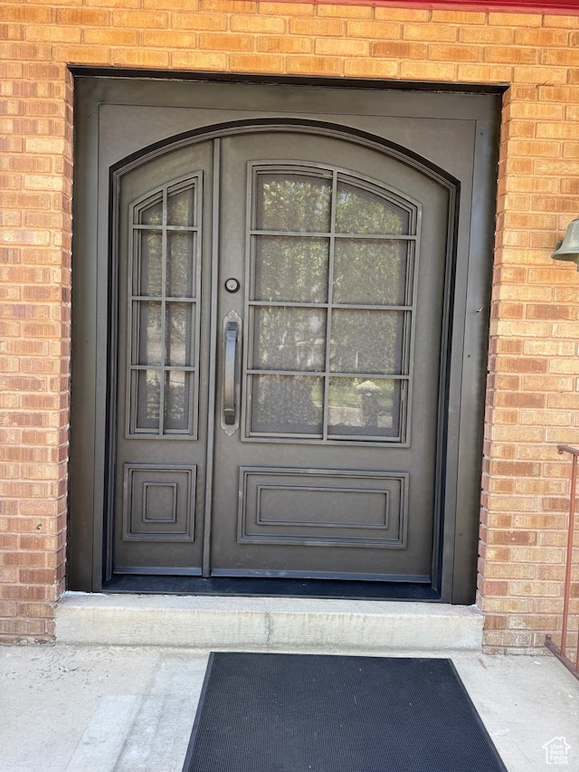 2650 E Willow Wick Dr, Sandy, UT 84093 - property entrance featuring brick siding