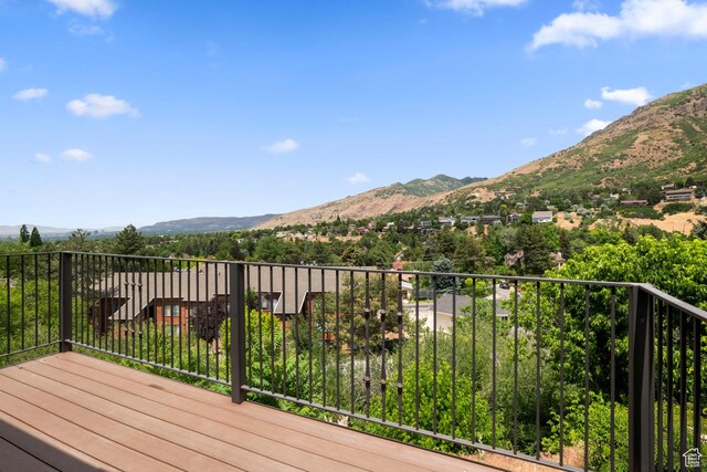 3683 E Cove Point Dr, Millcreek, UT 84109