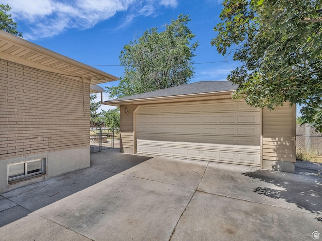 787 E Casa Blanco Cir, Midvale, UT 84047 - view of detached garage