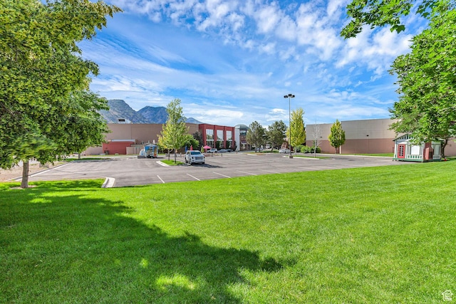 5005 N Edgewood Dr W Unit 301, Provo, UT 84604 - view of green lawn