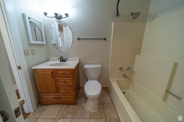 685 W 2550 S, Price, UT 84501 - bathroom with vanity, tub / shower combination, and tile patterned floors