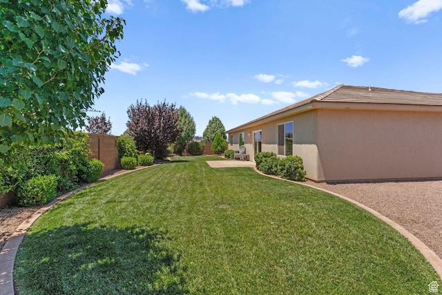 902 E 3950 S, Washington, UT 84780 - fenced backyard with a patio