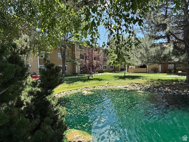 7204 S Station Creek Way Unit 4H, Midvale, UT 84047 - view of green lawn