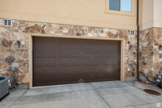 5529 W Sicily Ln N, Highland, UT 84003 - garage with concrete driveway
