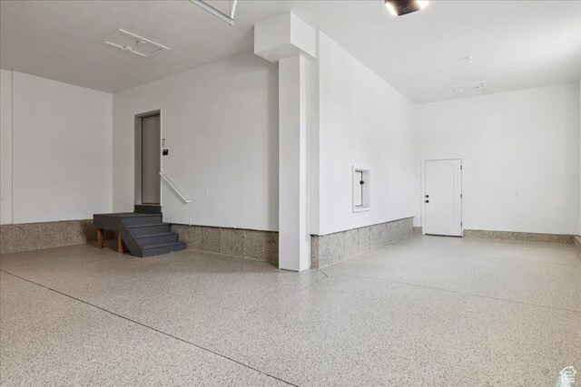 954 S Sandy Ln, Spanish Fork, UT 84660 - garage featuring electric panel