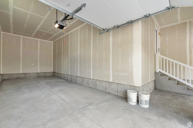 551 W Summerhill Ln, Centerville, UT 84014 - garage with a garage door opener