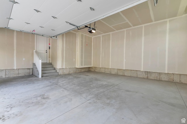 551 W Summerhill Ln, Centerville, UT 84014 - garage with a garage door opener